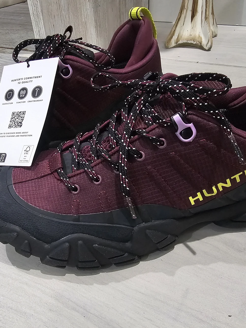 Hunter Women's Burgundy Waterproof Hiking Shoes Boots Size 9.5